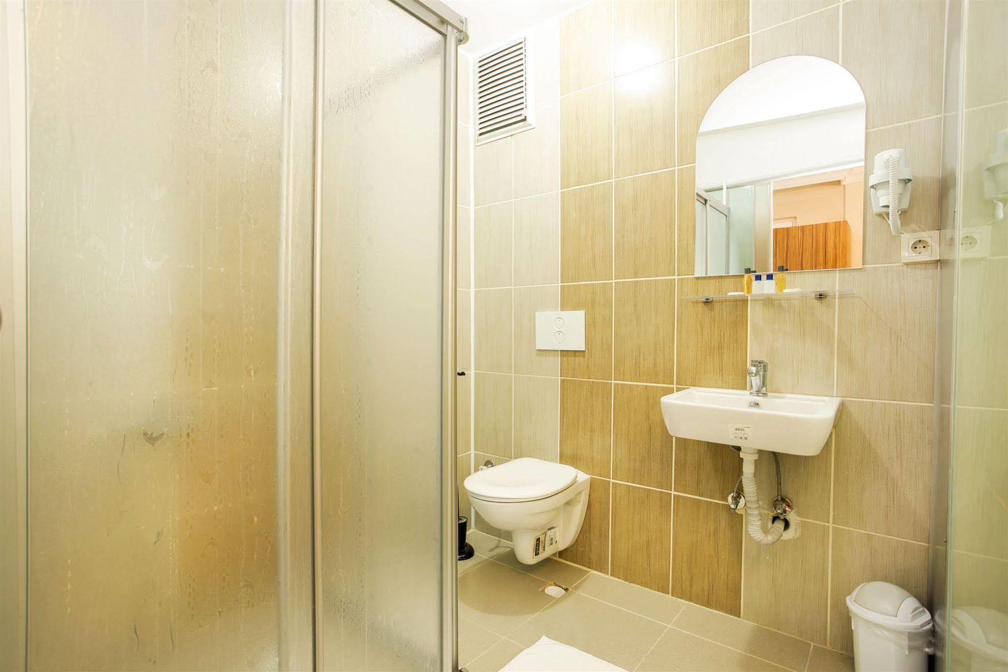 Casa Mia Hotel Istanbul Exterior photo