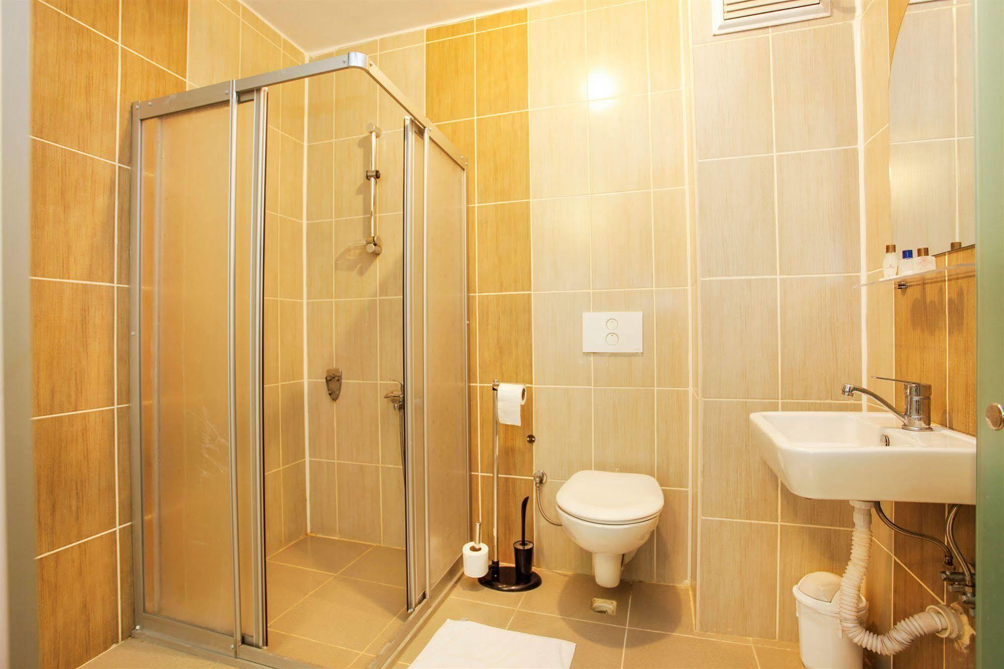 Casa Mia Hotel Istanbul Exterior photo